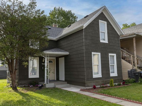922 Monroe Street, Elkhart, IN 46516