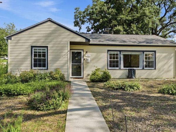 301 Sheldon Avenue, Downers Grove, IL 60515