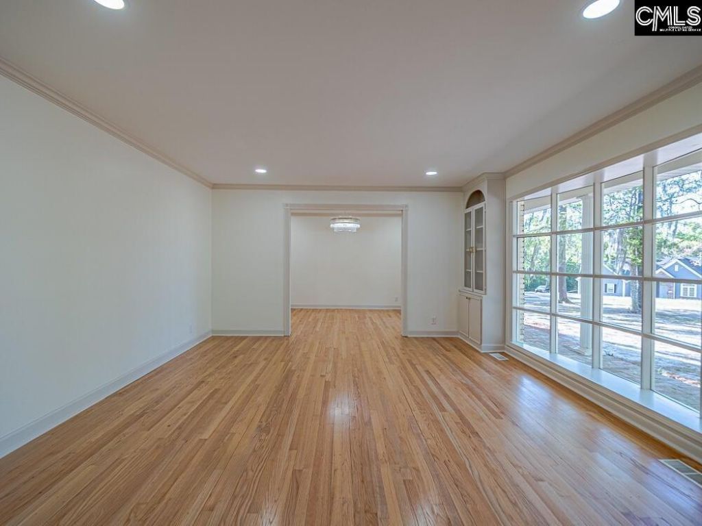5900 Brookland Drive  Photo 6