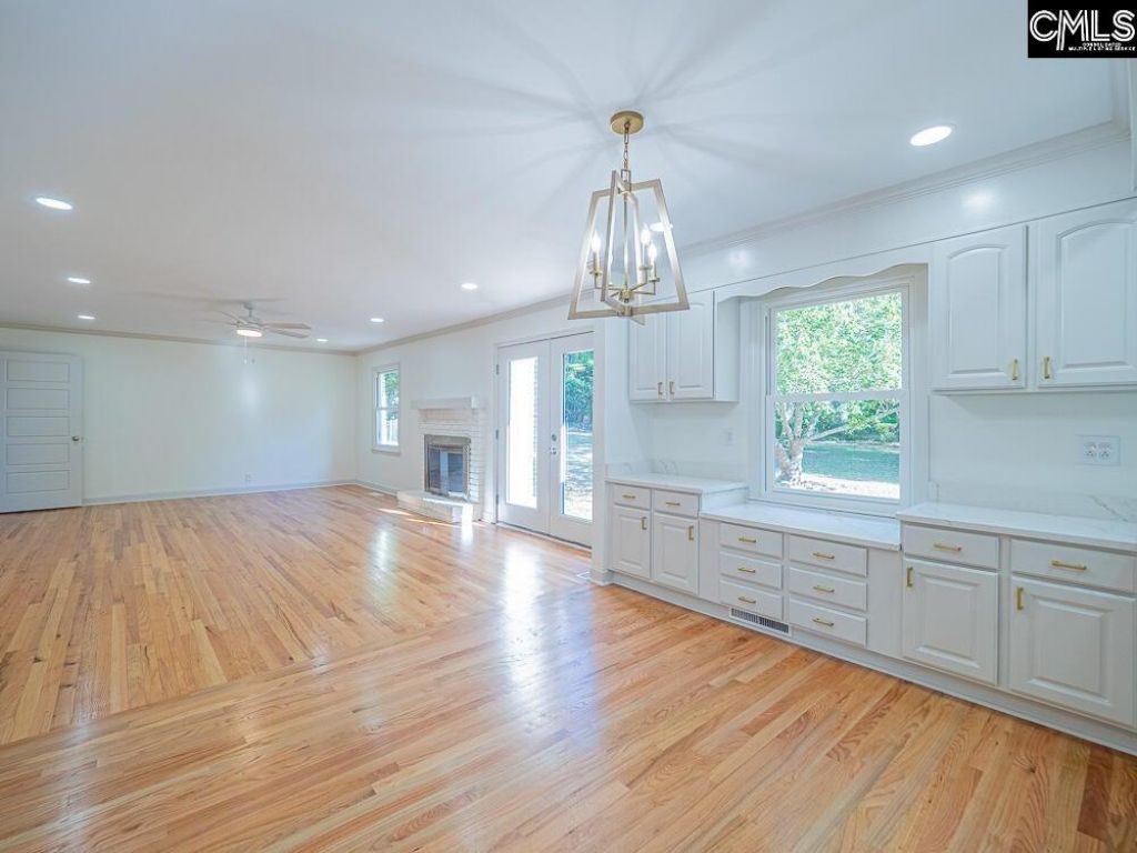 5900 Brookland Drive  Photo 9