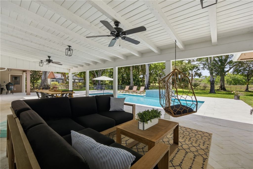 655 40th Avenue Sw, Vero Beach, FL 32968 Photo