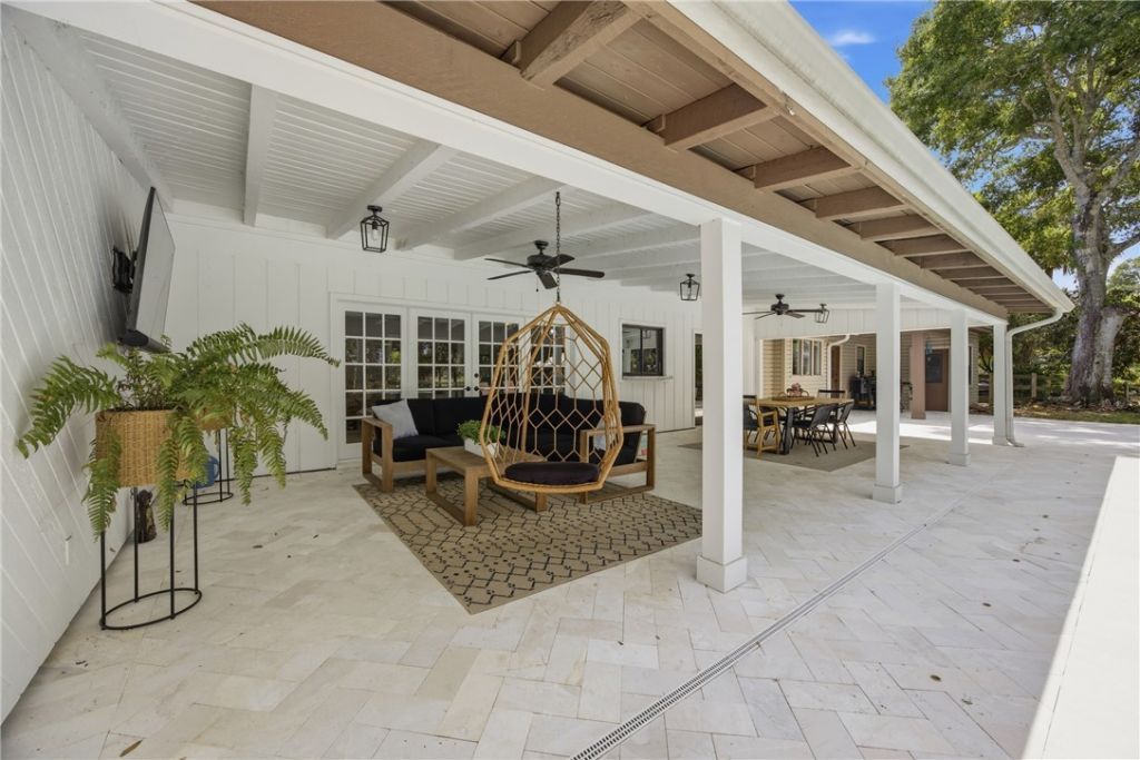 655 40th Avenue Sw, Vero Beach, FL 32968 Photo