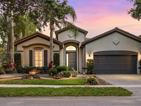 19308 Stonebrook St, Weston, FL 33332