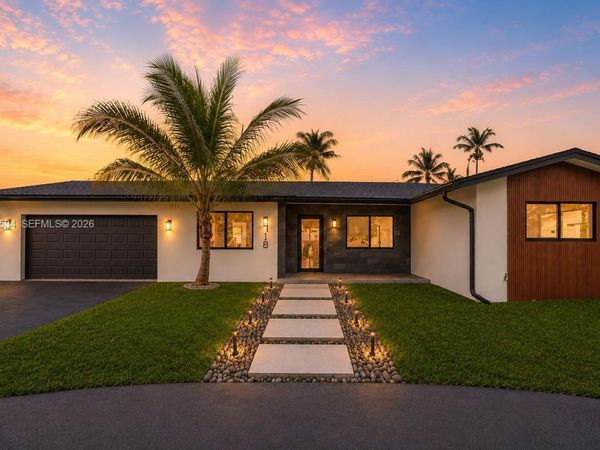 5718 NE 15th Ave , Fort Lauderdale, FL 33334