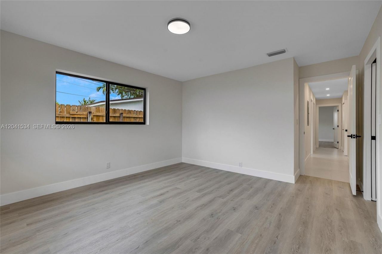 5718 NE 15th Ave , Fort Lauderdale, FL 33334 Photo