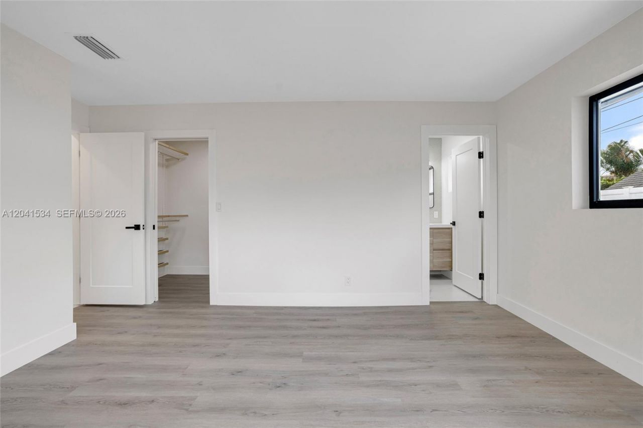 5718 NE 15th Ave , Fort Lauderdale, FL 33334 Photo