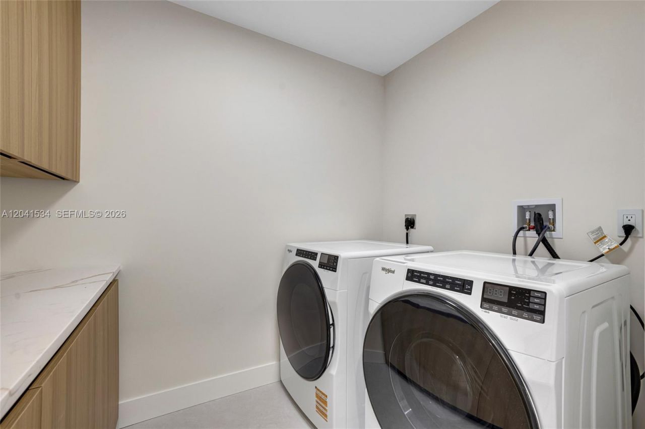5718 NE 15th Ave , Fort Lauderdale, FL 33334 Photo