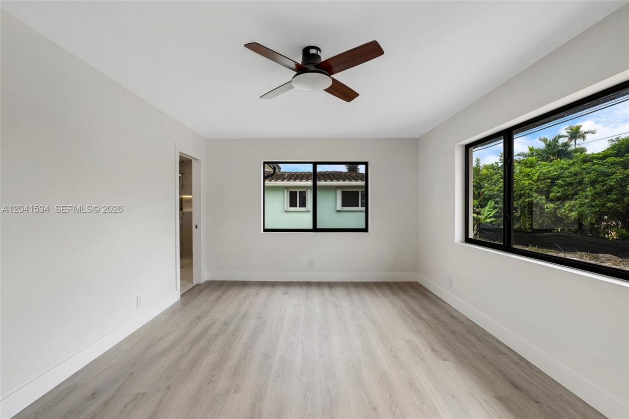 5718 NE 15th Ave , Fort Lauderdale, FL 33334 Photo