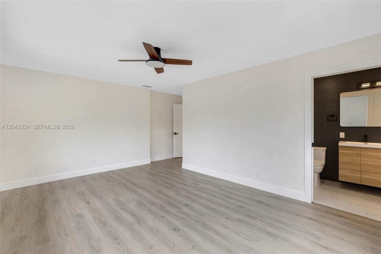 5718 NE 15th Ave , Fort Lauderdale, FL 33334 Photo