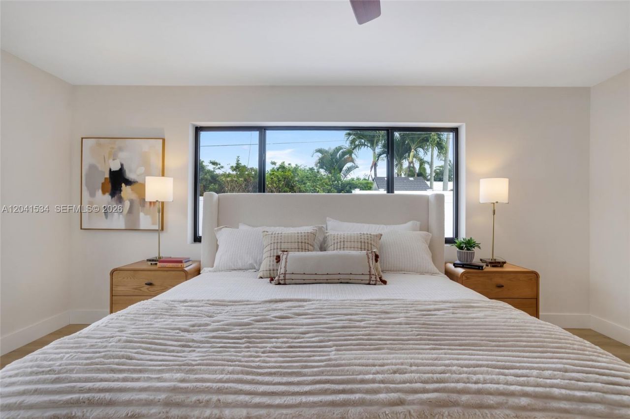 5718 NE 15th Ave , Fort Lauderdale, FL 33334 Photo