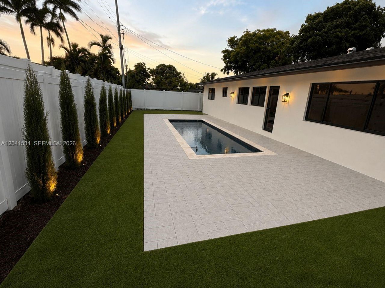 5718 NE 15th Ave , Fort Lauderdale, FL 33334 Photo
