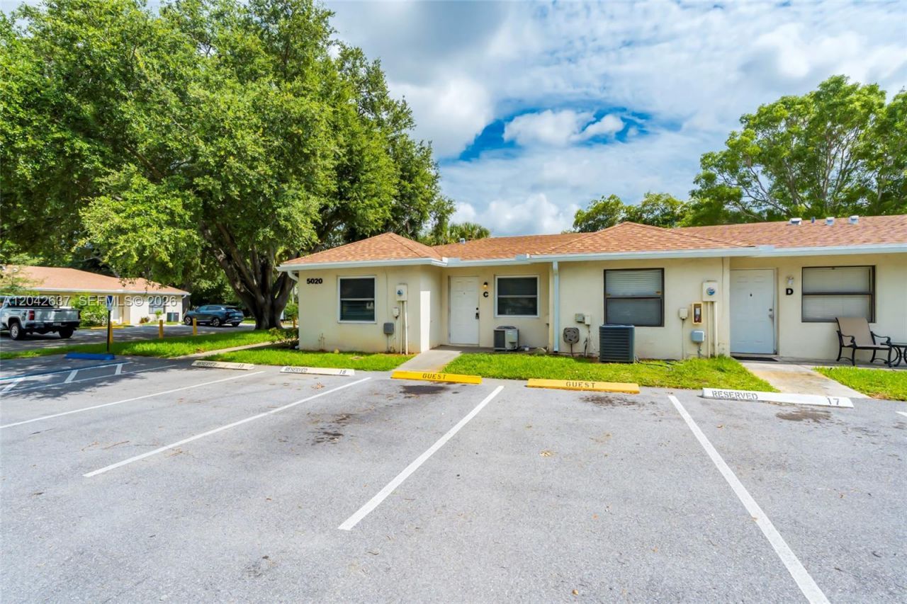 5020 Sanctuary Way, Unit C, West Palm Beach, FL 33417 Photo