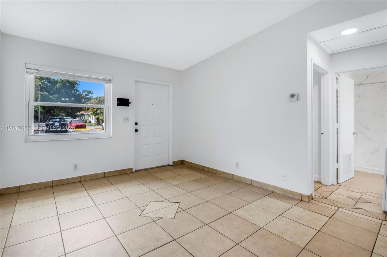 5020 Sanctuary Way, Unit C, West Palm Beach, FL 33417 Photo