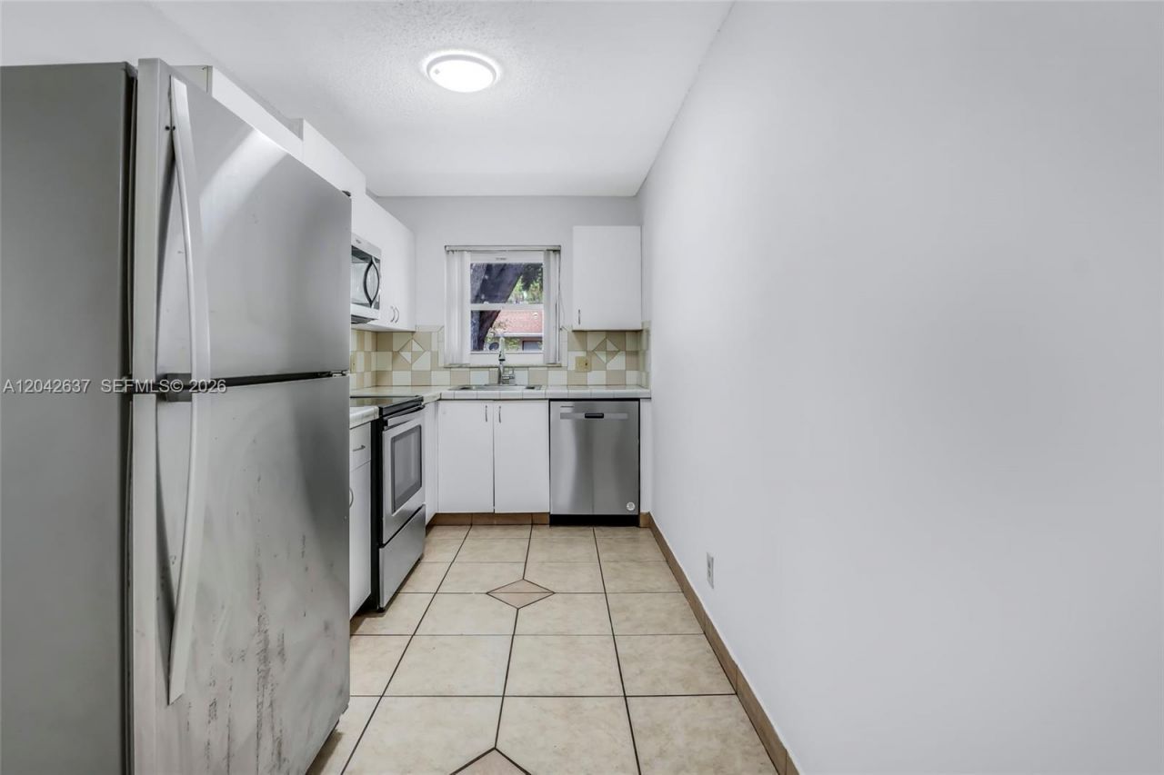 5020 Sanctuary Way, Unit C, West Palm Beach, FL 33417 Photo