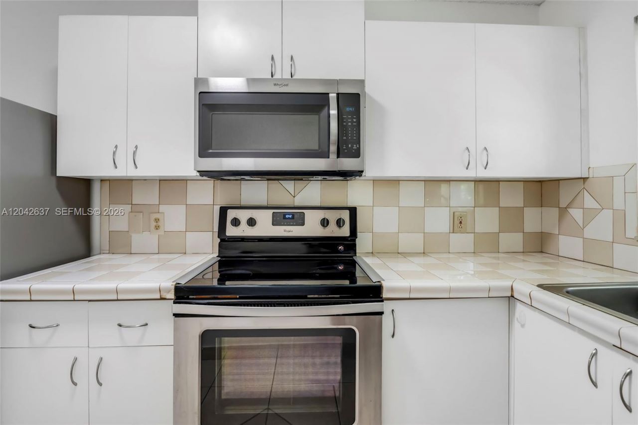5020 Sanctuary Way, Unit C, West Palm Beach, FL 33417 Photo