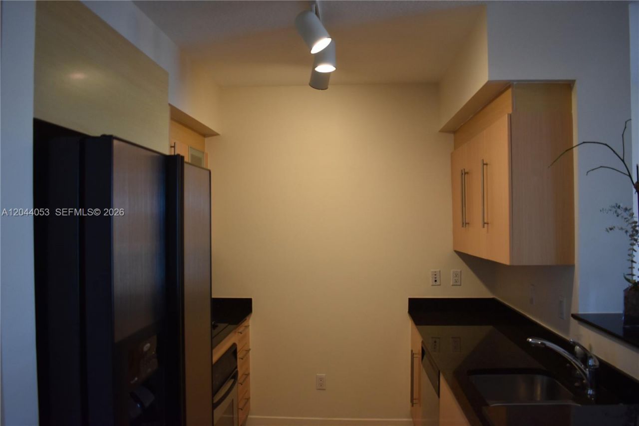 325 S Biscayne Blvd , Unit 3616, Miami, FL 33131 Photo