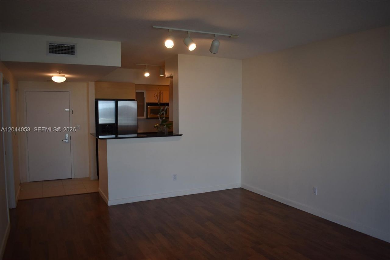 325 S Biscayne Blvd , Unit 3616, Miami, FL 33131 Photo