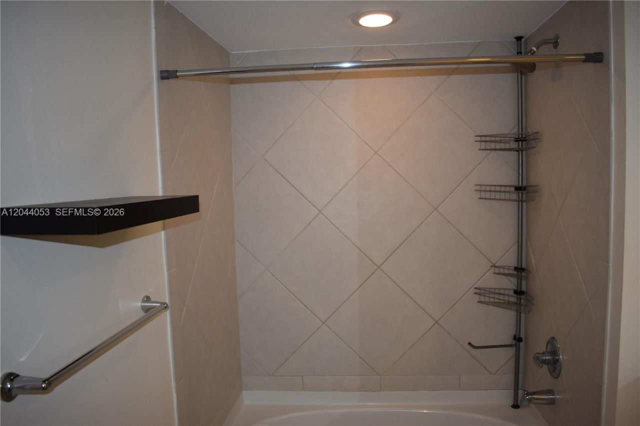 325 S Biscayne Blvd , Unit 3616, Miami, FL 33131 Photo