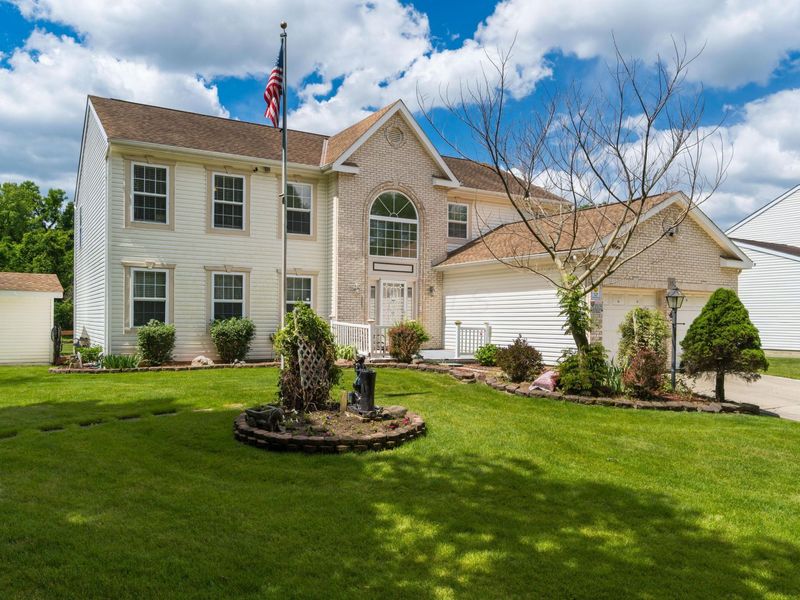 315 Mackenzie Drive, Pickerington, OH 43147 Photo 2