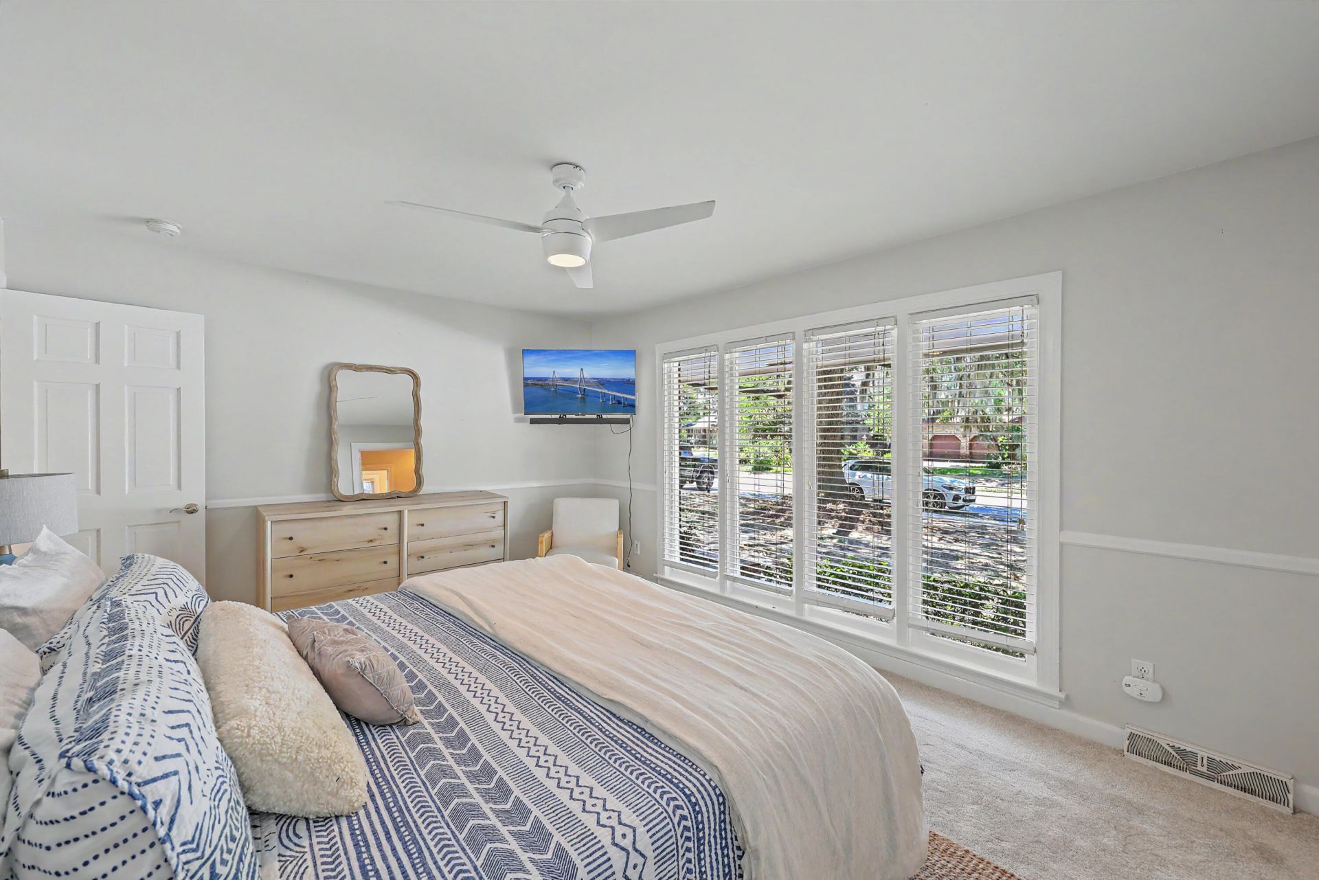 910 Regatta Road Photo 24