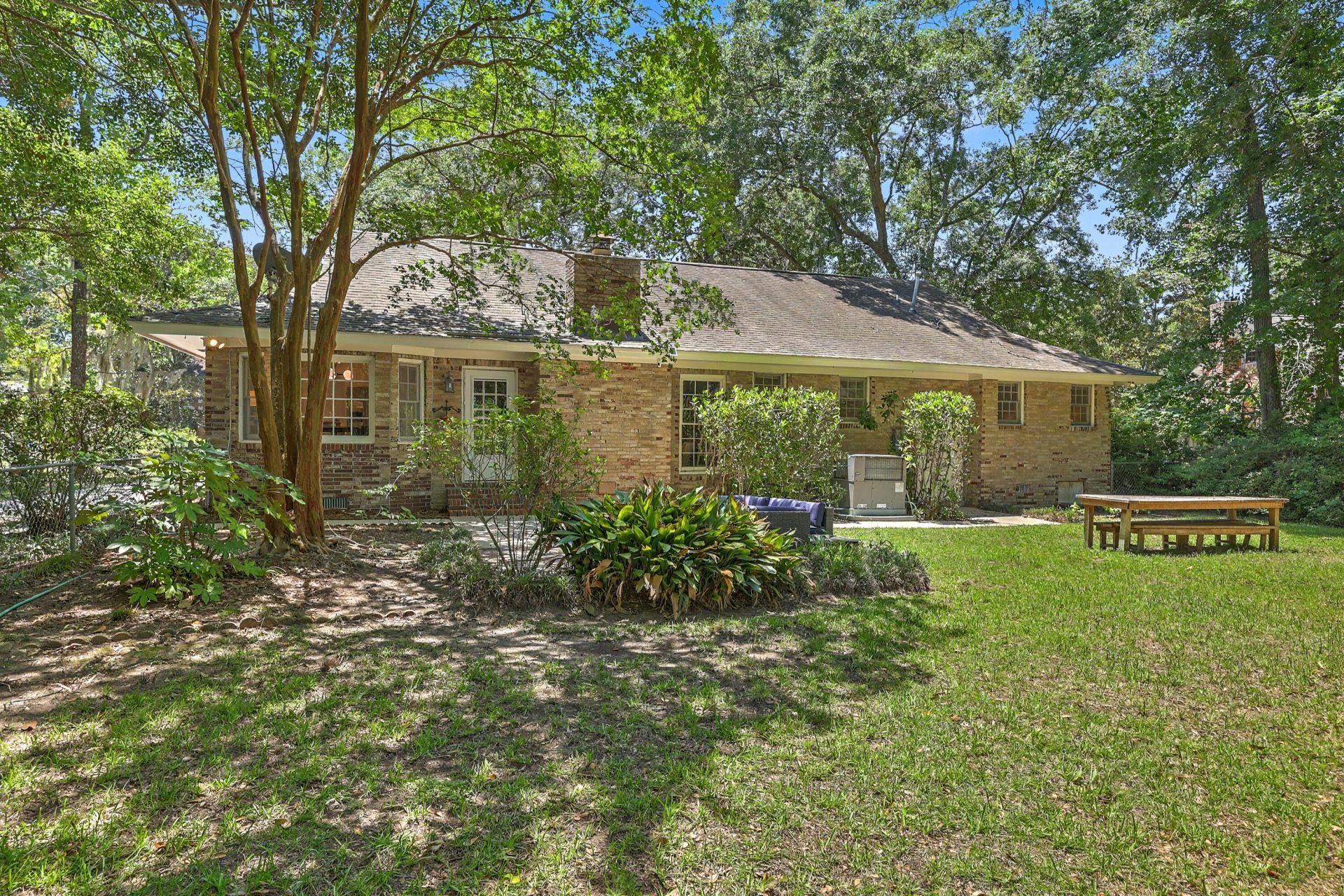 910 Regatta Road Photo 35