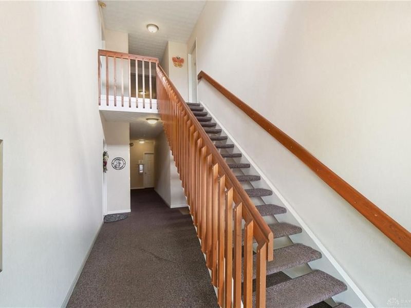 6611 Brigham Square, Unit 4, Centerville, OH 45459 Photo 4