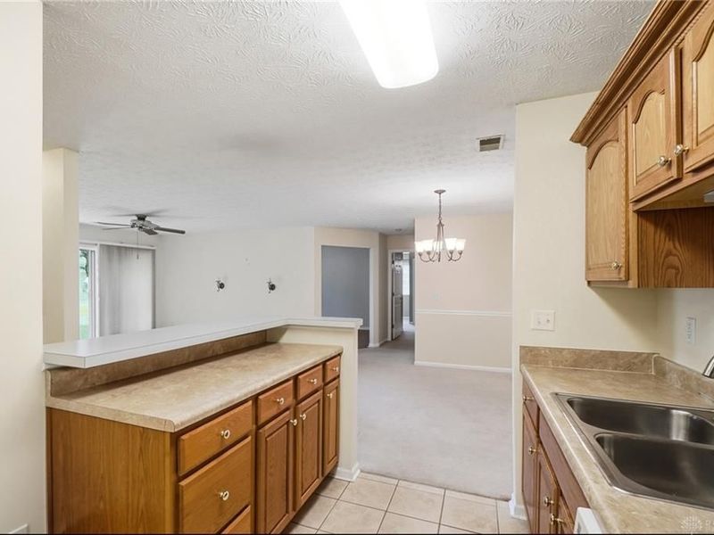 6611 Brigham Square, Unit 4, Centerville, OH 45459 Photo 8