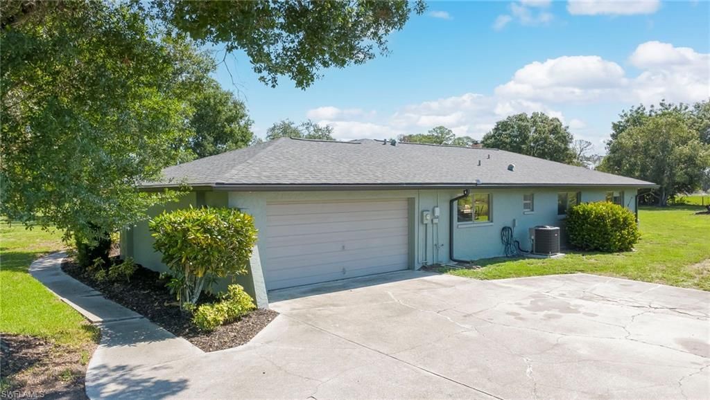 19250 Tammy Ln , North Fort Myers, FL 33917 Photo