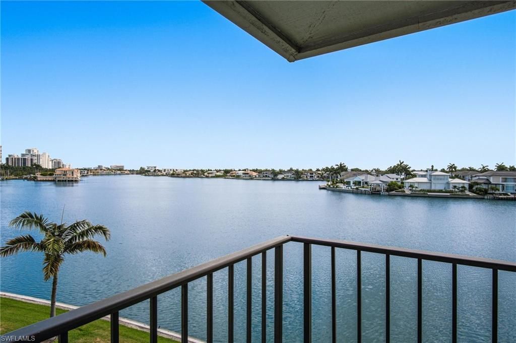 3400 Gulf Shore Blvd N, Unit L8, Naples, FL 34103 Photo