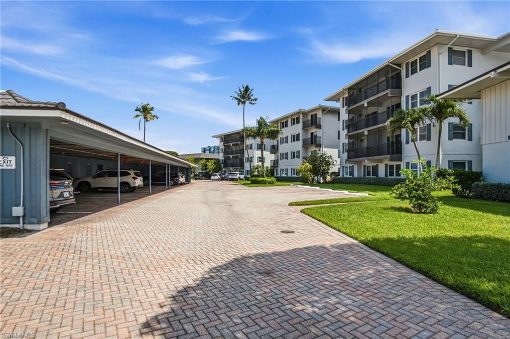 3400 Gulf Shore Blvd N, Unit L8, Naples, FL 34103 Photo