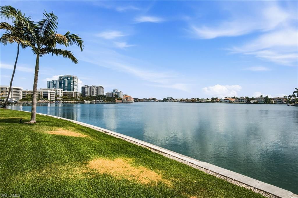 3400 Gulf Shore Blvd N, Unit L8, Naples, FL 34103 Photo
