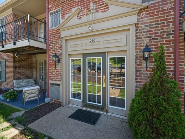 940 Margarite Dr, Unit K, Pittsburgh, PA 15216
