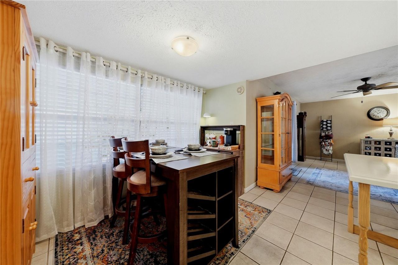 3801 Upland Place, Valrico, FL 33594 Photo