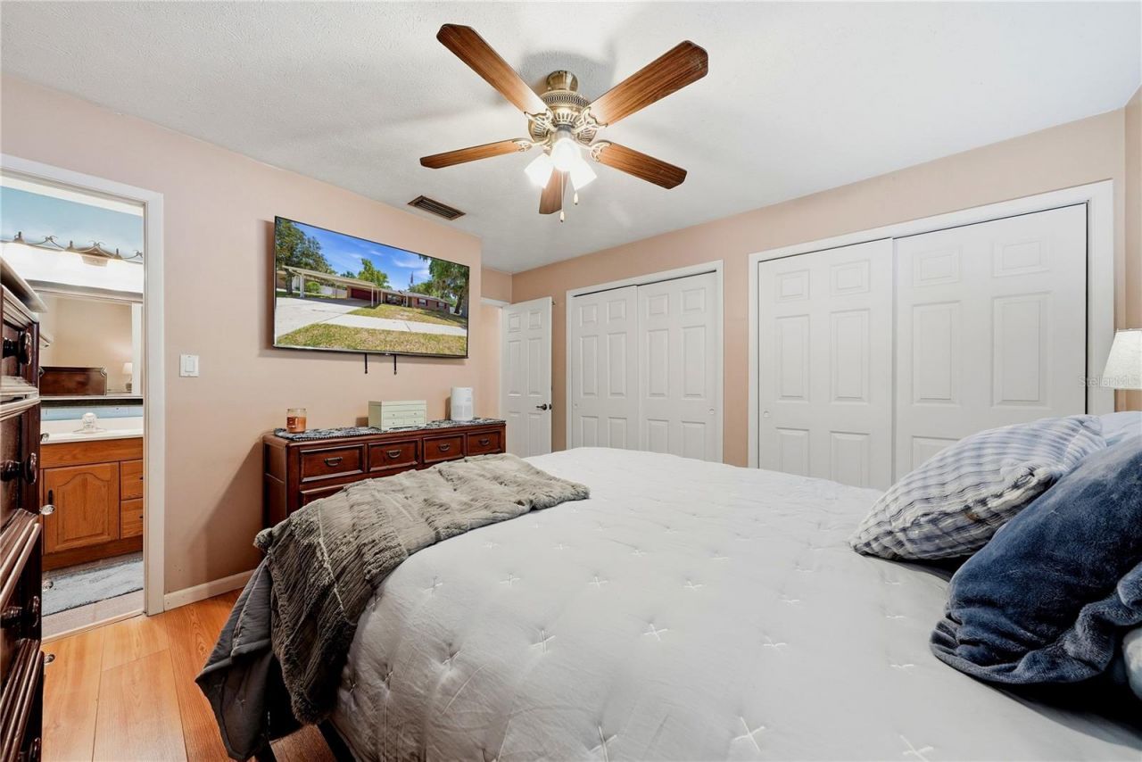 3801 Upland Place, Valrico, FL 33594 Photo