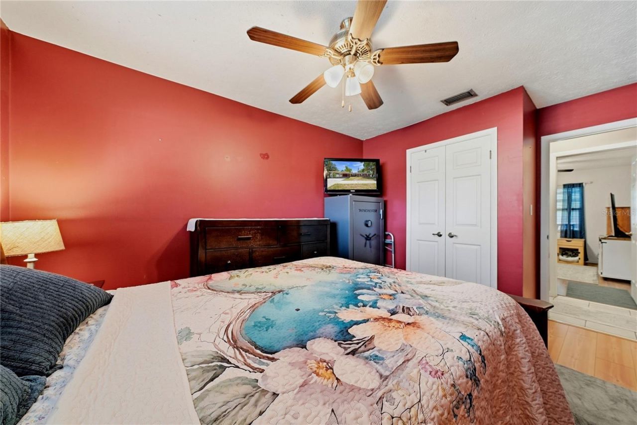 3801 Upland Place, Valrico, FL 33594 Photo