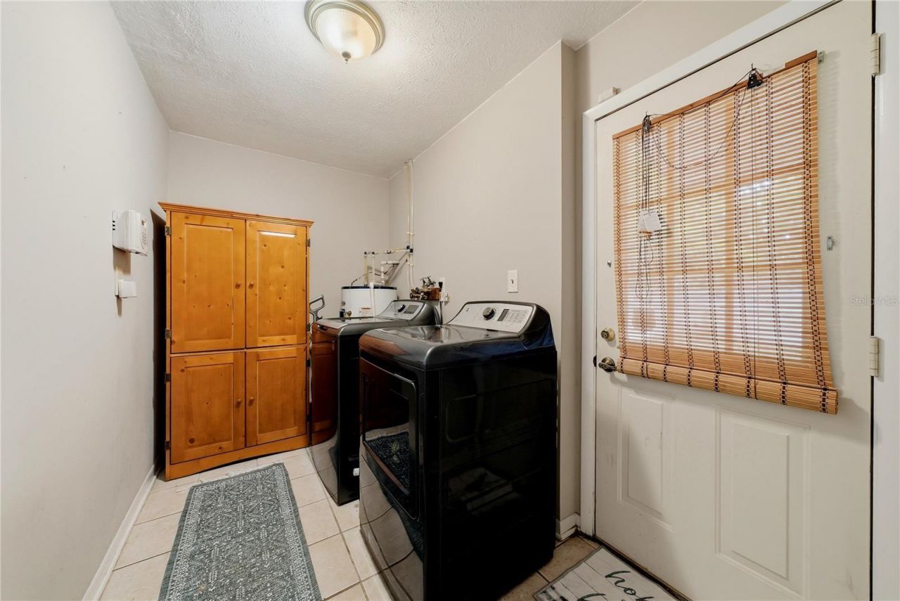 3801 Upland Place, Valrico, FL 33594 Photo