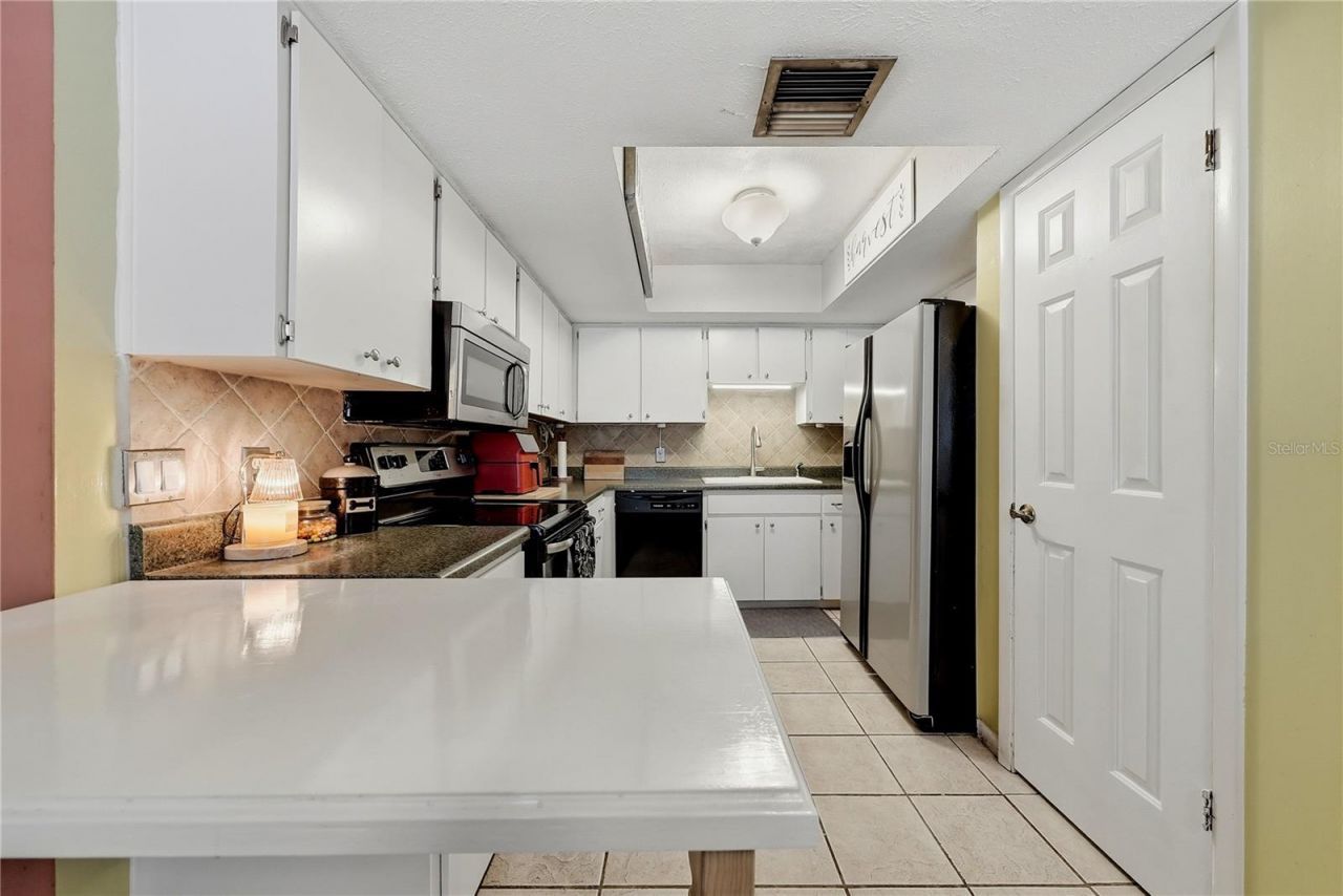 3801 Upland Place, Valrico, FL 33594 Photo
