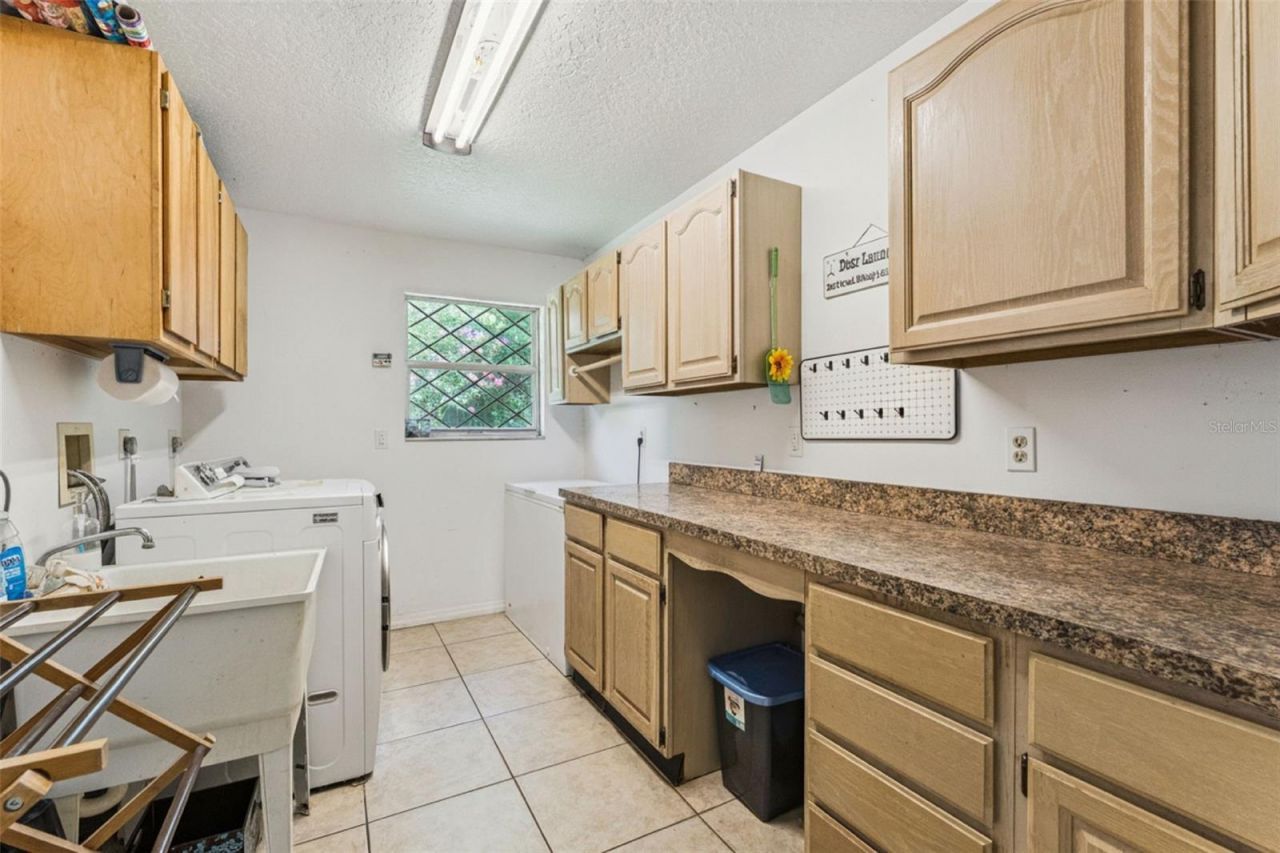 5450 Allen Street , Mims, FL 32754 Photo