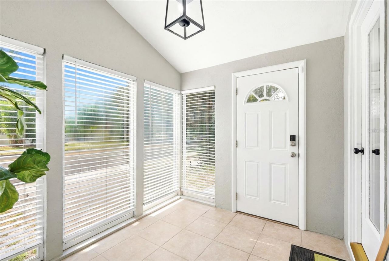 3220 16th Street N, Saint Petersburg, FL 33704 Photo