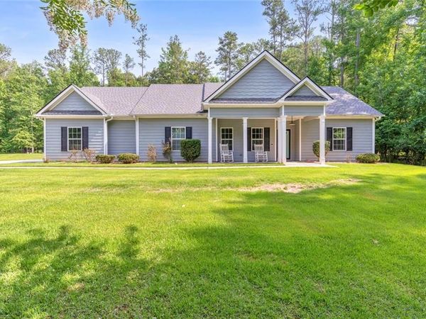 145 Emerald Hills Lane , Newnan, GA 30263