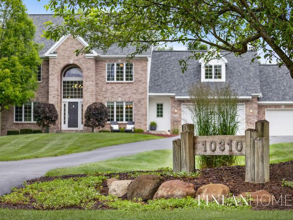 10310 E Rivershore Drive SE, Alto, MI 49302