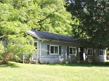 582 Clifton Road, Frenchburg, KY 40322