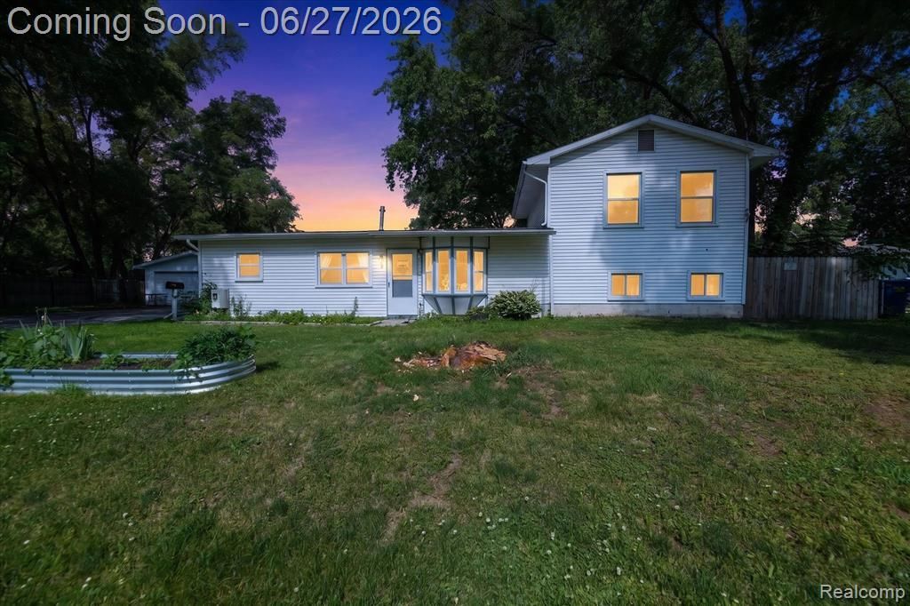 6260 Beth, Green Oak Township, MI 48116 Main Photo