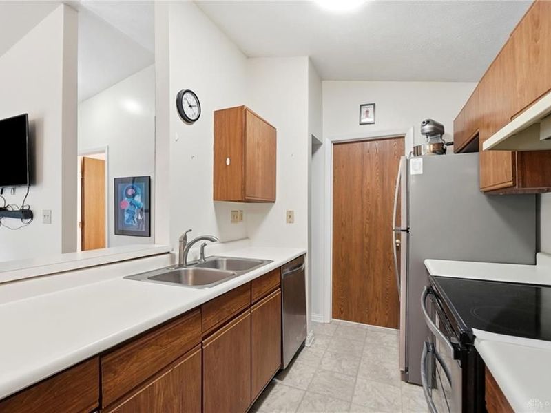 1440 Hollow Run, Unit 11, Centerville, OH 45459 Photo 16