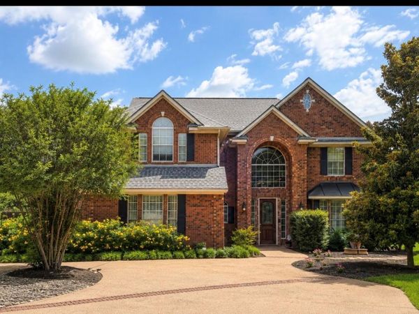 13 Oak VW, Round Rock, TX 78664