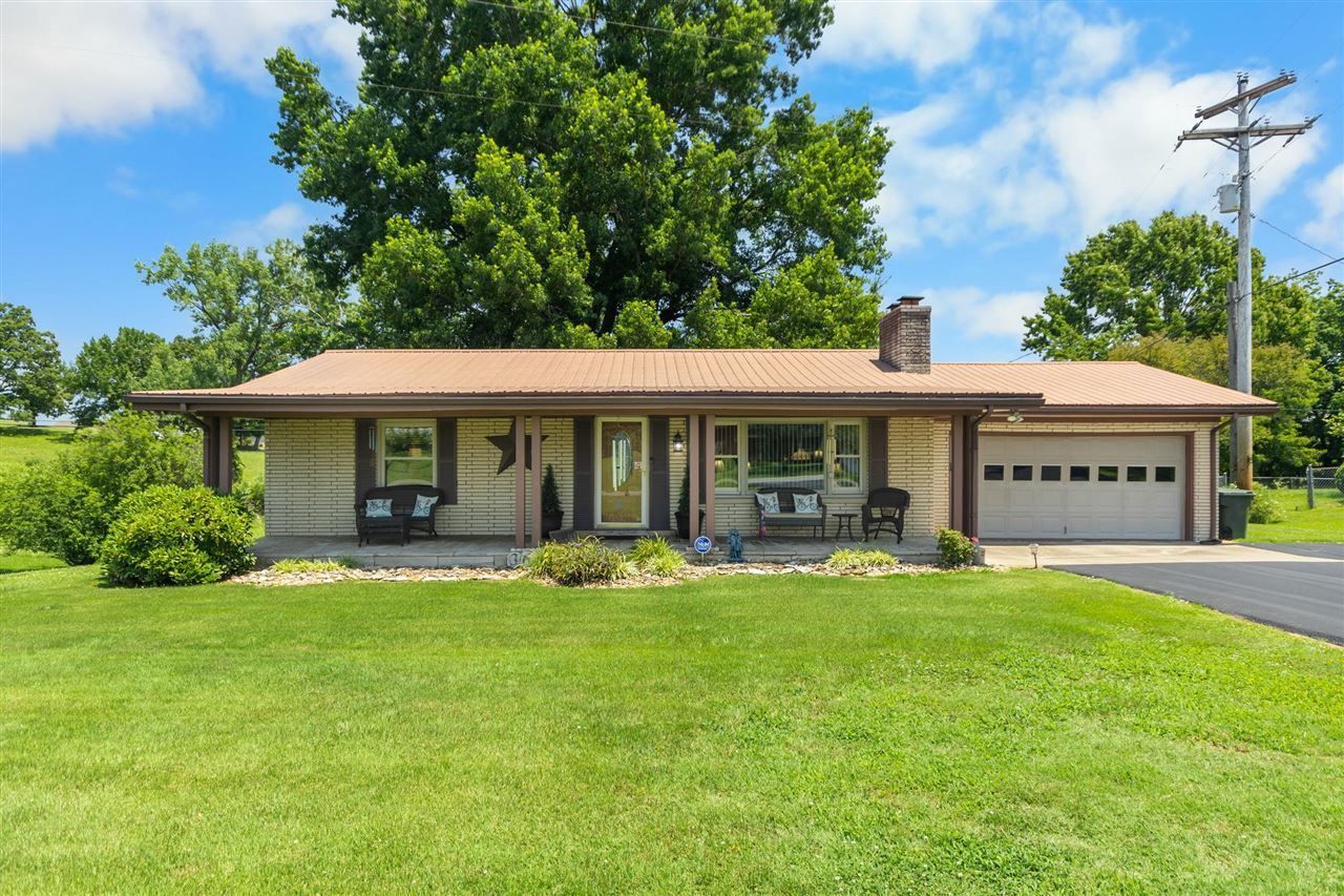 368 East Lane, Scottsville, KY 42164 Main Photo