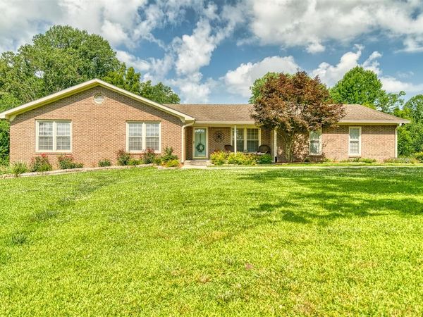 2825 Old Scottsville Road , Alvaton, KY 42122