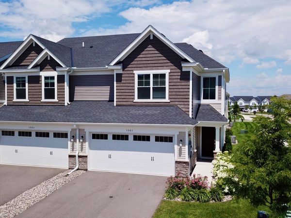 1501 Dogwood Lane, Carver, MN 55315