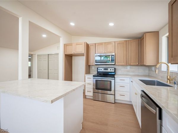 5317 Evergreen Avenue , Las Vegas, NV 89107