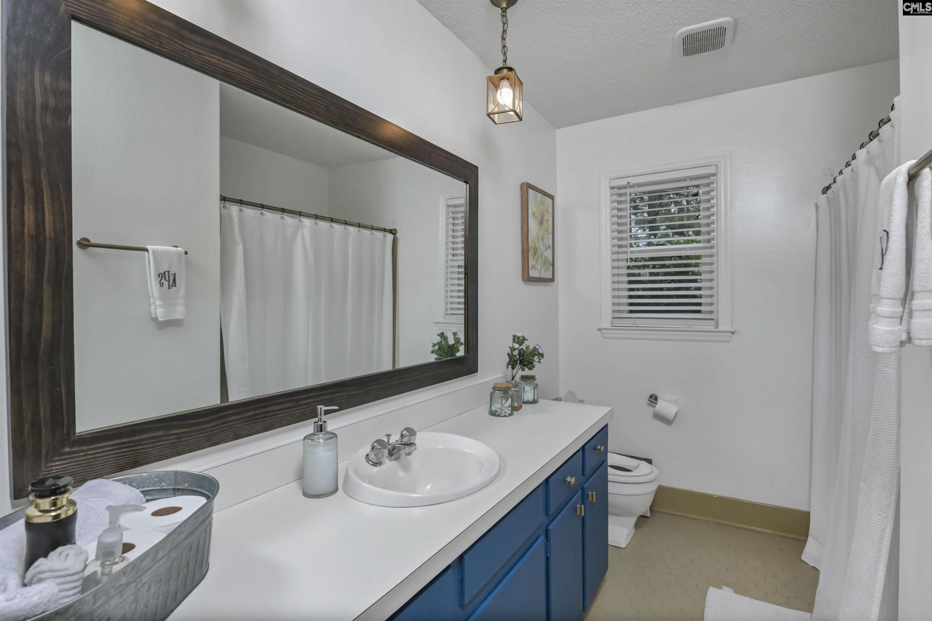 818 Kingsbridge Road Photo 21